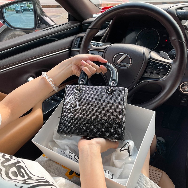 女性のための高級ハンドバッグ,ラインストーンチェーン付きの小 - Interior Design High End のレビューと価格