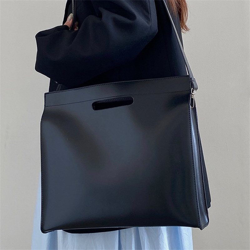 女性用大容量ニッチデザインショルダークロスボディトートバッグ - Interior Design Documentation のレビューと価格